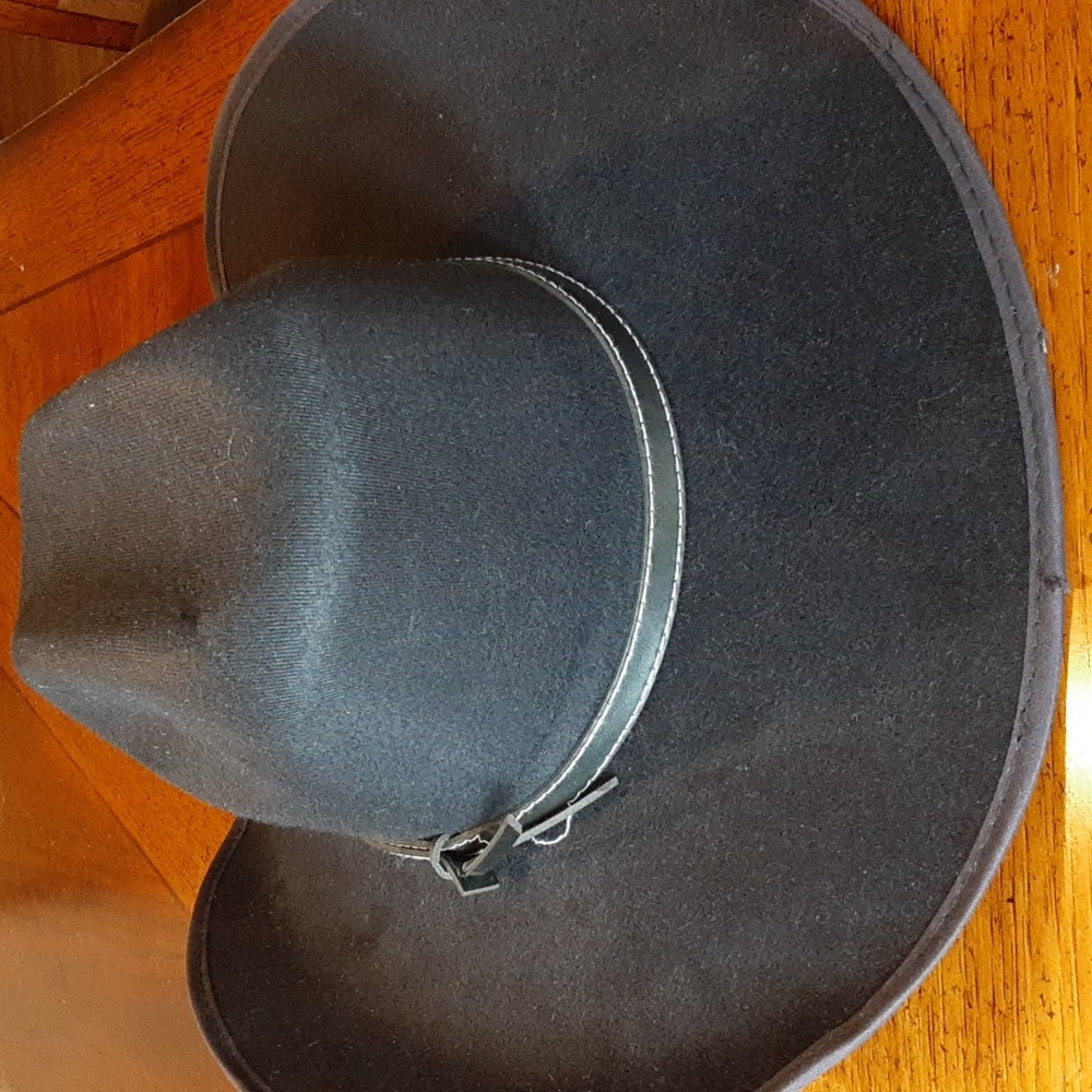 Cowboy hat - Picture 2 of 3